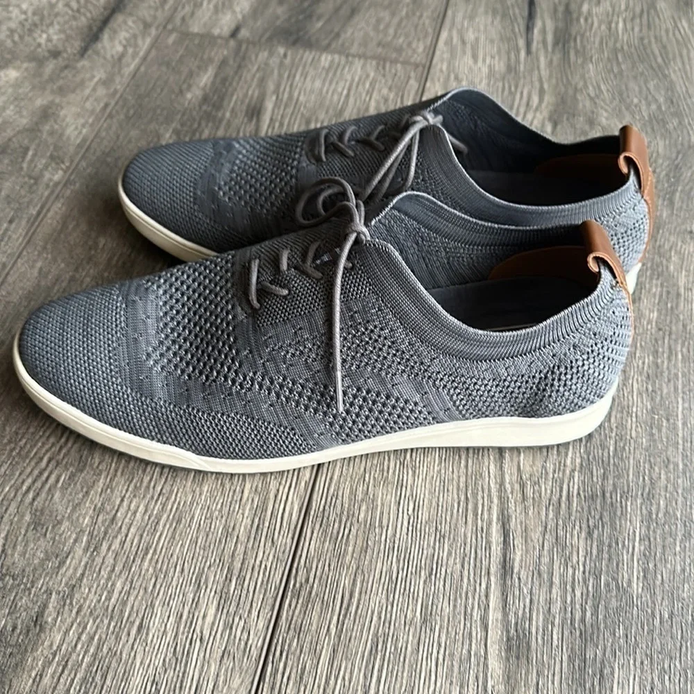 Izod mens lace